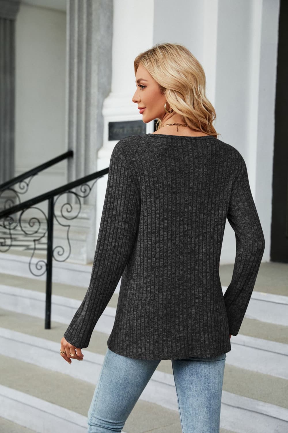 108b40f1024f4bfba862d61ae8962102-Max